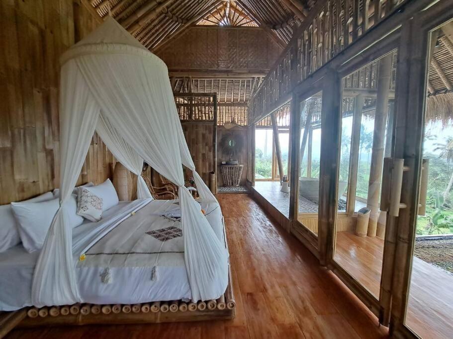 Makerti Bali~Bamboo House Villa Selat Bagian luar foto