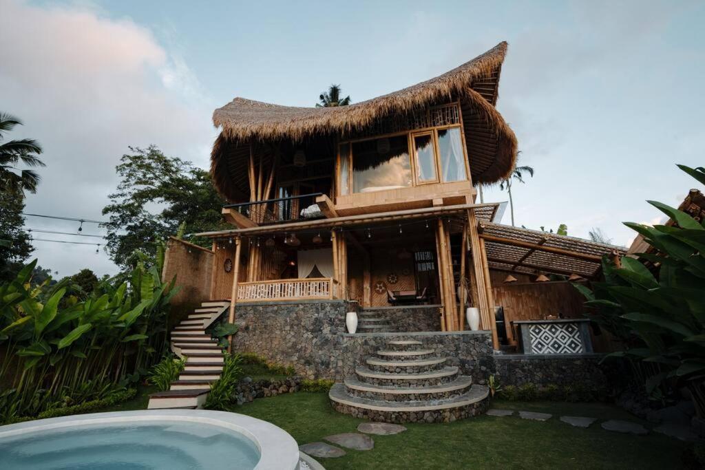 Makerti Bali~Bamboo House Villa Selat Bagian luar foto