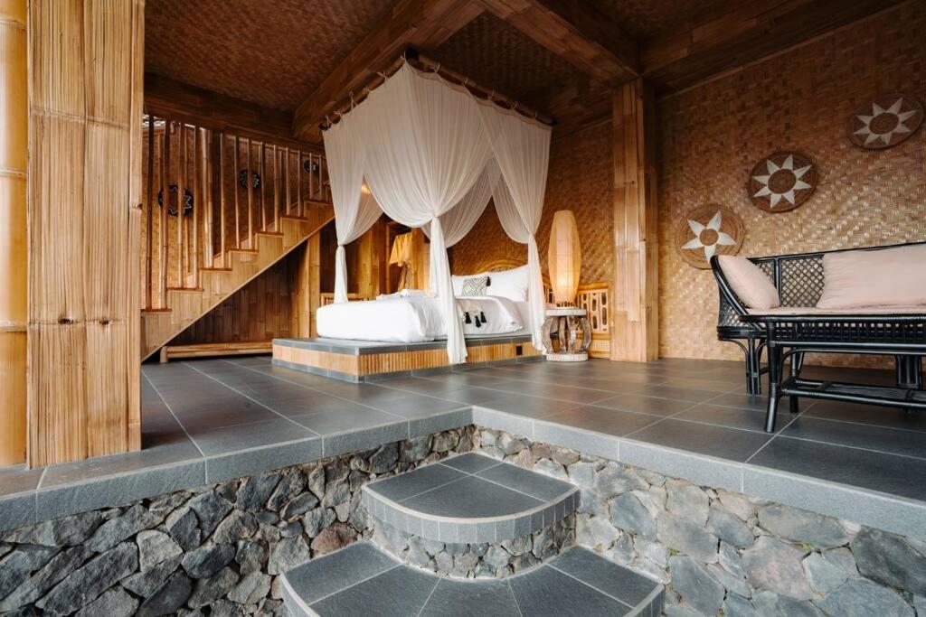 Makerti Bali~Bamboo House Villa Selat Bagian luar foto