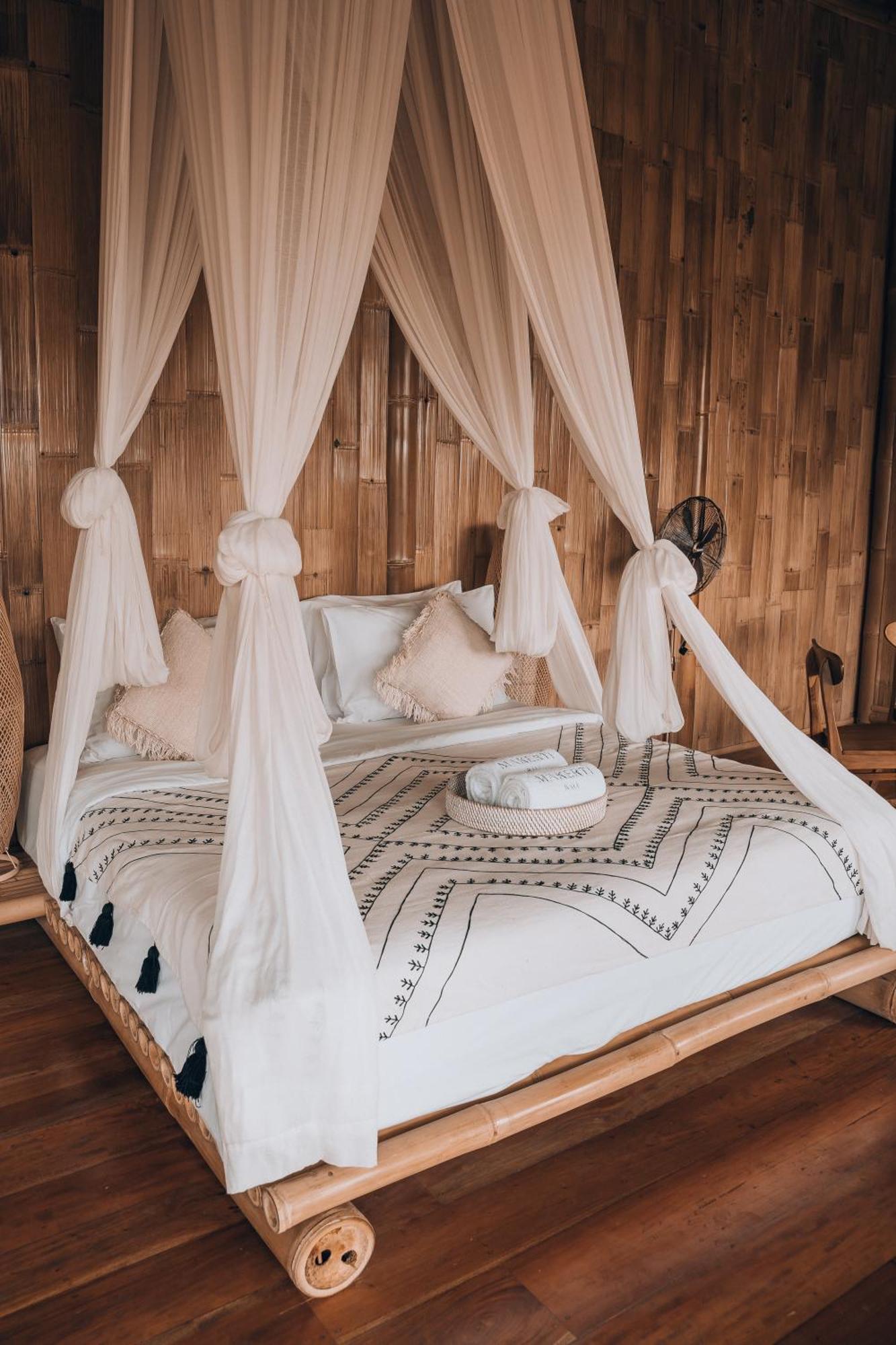 Makerti Bali~Bamboo House Villa Selat Bagian luar foto