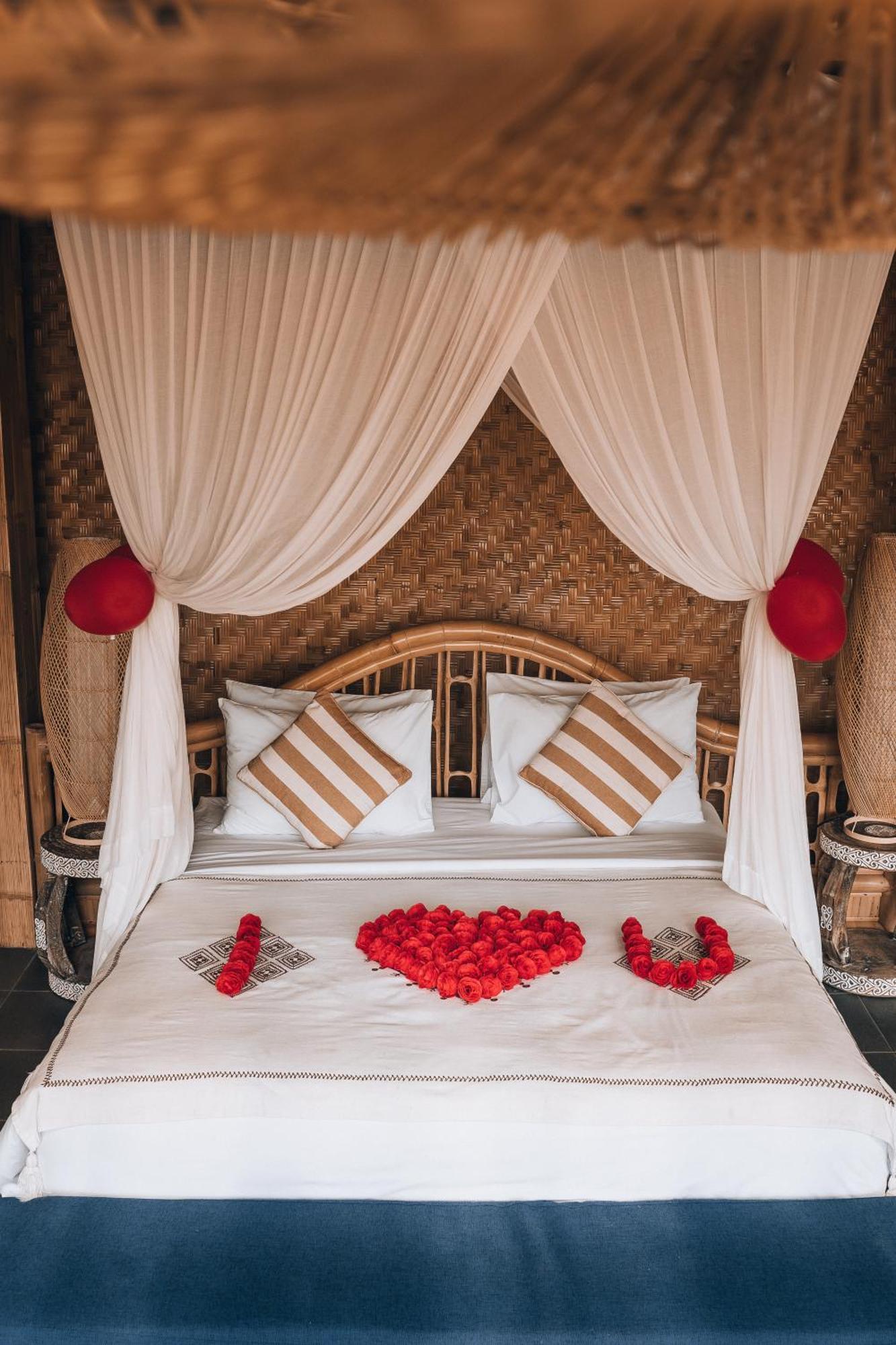 Makerti Bali~Bamboo House Villa Selat Bagian luar foto